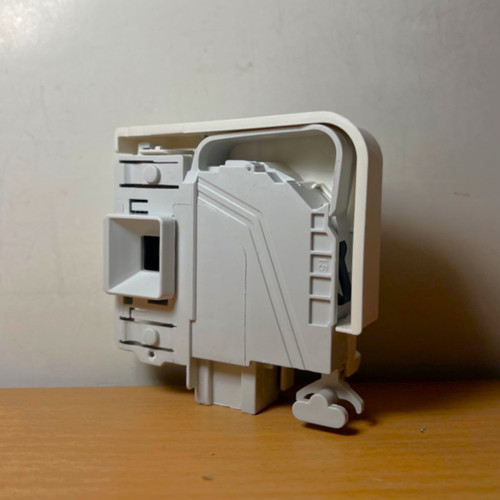 میکروسوییچ لباسشویی بوش